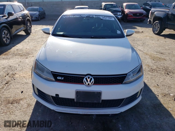 2014 Volkswagen Jetta GLI with VIN 3VW4T7AJ8EM287825, listed as a Copart auction lot 61809114 with 123,305 mi miles and Salvage title. Bid and sale history available at DreamBid. Image 5.