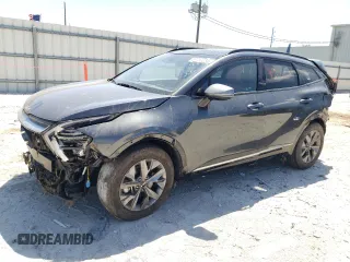 2024 Kia Sportage SX z VIN 5XYK43DF1RG142037, wystawiony jako Copart lot #54742505 z przebiegiem 31 979 mil mil oraz Nie do naprawy • Non repairable. Historia ofert i sprzedaży dostępna na DreamBid. Obrazek 1.