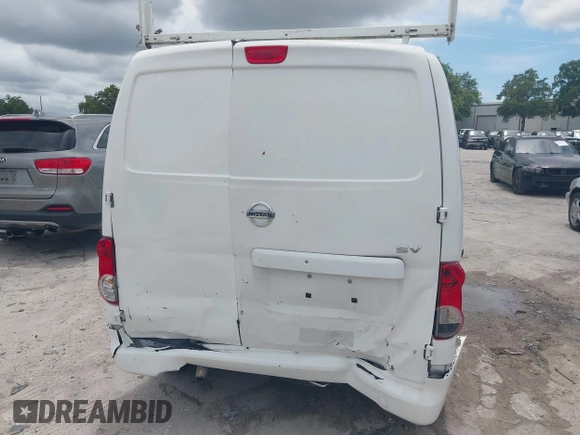 2018 Nissan NV200 S с VIN 3N6CM0KN8JK693823, выставлен на аукционе IAAI как лот 42255083 с пробегом 160 960 миль миль и . История ставок и продаж доступна на DreamBid. Изображение 18.