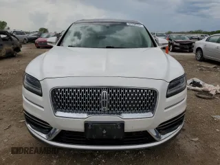 2019 Lincoln Nautilus Reserve z VIN 2LMPJ8LPXKBL13156, wystawiony jako Copart lot #54208495 z przebiegiem 87 301 mil mil oraz Szkoda całkowita • Salvage title. Historia ofert i sprzedaży dostępna na DreamBid. Obrazek 5.