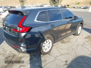 2024 Honda CR-V LX with VIN 2HKRS3H2XRH331242, listed as a IAAI auction lot 40762724 with 4,274 mi miles and . Bid and sale history available at DreamBid. Image 4.