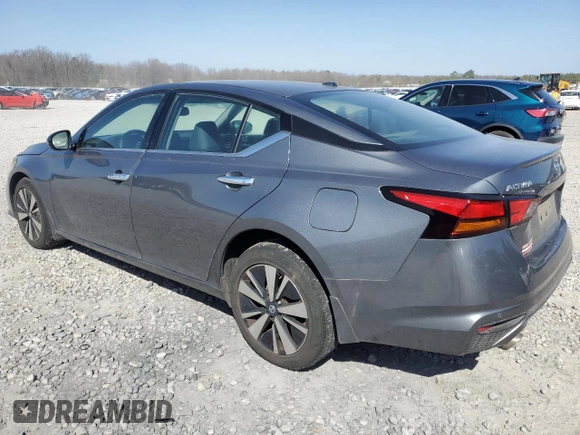 2019 Nissan Altima SL with VIN 1N4BL4EW7KC184302, listed as a Copart auction lot 48320525 with 110,981 mi miles and Salvage Title. Bid and sale history available at carsss.com. Image 2.
