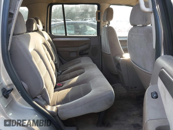 2004 Ford Explorer XLT z VIN 1FMZU63K94UC01739, wystawiony jako IAAI lot #42433985 z przebiegiem 276 349 mil mil oraz . Historia ofert i sprzedaży dostępna na DreamBid. Obrazek 8.