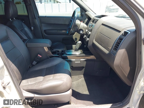 2008 Ford Escape Limited с VIN 1FMCU04128KB13867, выставлен на аукционе IAAI как лот 42499448 с пробегом 224 566 миль миль и . История ставок и продаж доступна на DreamBid. Изображение 5.
