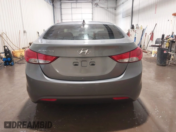 2013 Hyundai Elantra Limited с VIN 5NPDH4AE0DH401665, выставлен на аукционе IAAI как лот 41752543 с пробегом 137 661 миль миль и . История ставок и продаж доступна на DreamBid. Изображение 17.