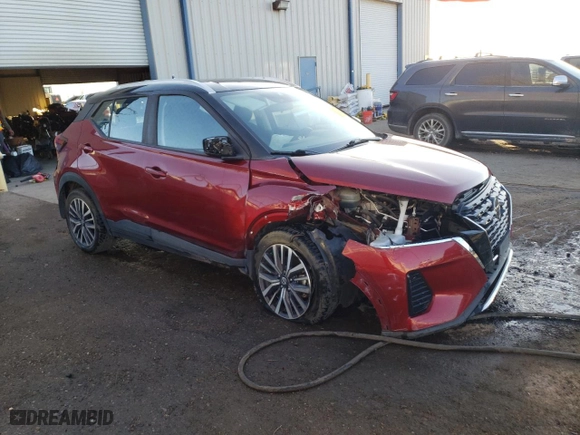 2021 Nissan Kicks SV with VIN 3N1CP5CV2ML517616, listed as a Copart auction lot 47126555 with 73,800 mi miles and Salvage Title. Bid and sale history available at carsss.com. Image 4.