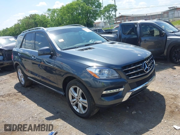 2013 Mercedes-Benz M 350 z VIN 4JGDA5HB0DA202334, wystawiony jako IAAI lot #42140618 z przebiegiem 133 225 mil mil oraz . Historia ofert i sprzedaży dostępna na DreamBid. Obrazek 13.