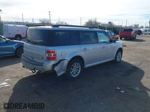 2016 Ford Flex SE z VIN 2FMGK5B8XGBA23900, wystawiony jako IAAI lot #41599714 z przebiegiem 102 961 mil mil oraz . Historia ofert i sprzedaży dostępna na DreamBid. Obrazek 4.