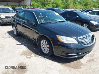 2013 Chrysler 200 Touring with VIN 1C3CCBBB4DN601486, listed as a IAAI auction lot 41978915 with 164,756 mi miles. Bid and sale history available at carsss.com. Image 1.