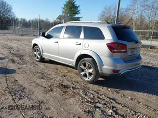 2016 Dodge Journey Crossroad Plus z VIN 3C4PDCGB3GT194838, wystawiony jako IAAI lot #41156024 z przebiegiem 146 161 mil mil oraz . Historia ofert i sprzedaży dostępna na DreamBid. Obrazek 3.