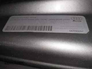 2005 Audi A8 L with VIN WAUML44E75N010117, listed as a IAAI auction lot 41523759 with 125,431 mi miles. Bid and sale history available at carsss.com. Image 9.