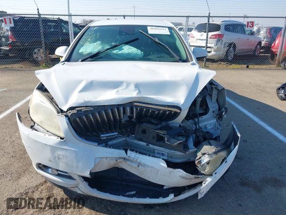 2014 Buick Verano Convenience Group with VIN 1G4PR5SK7E4118123, listed as a IAAI auction lot 41456111 with 221,488 mi miles. Bid and sale history available at carsss.com. Image 12.