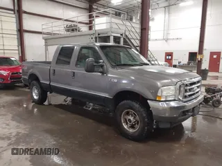 2003 Ford Super Duty F-250 XL with VIN 1FTNW21S53EA39903, listed as a IAAI auction lot 41755580 with 233,221 mi miles. Bid and sale history available at carsss.com. Image 1.