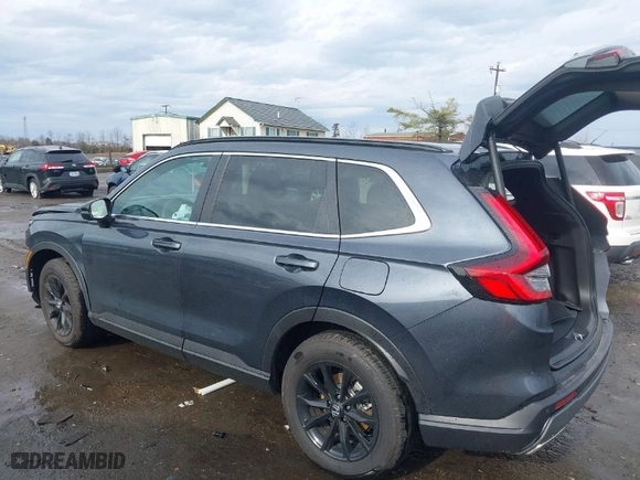 2025 Honda CR-V Hybrid Sport-L with VIN 5J6RS6H89SL011024, listed as a IAAI auction lot 41443401 with 6,749 mi miles. Bid and sale history available at carsss.com. Image 3.