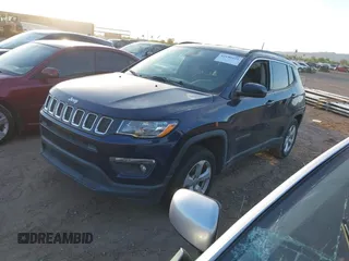 2017 Jeep Compass Latitude z VIN 3C4NJCBB2HT682199, wystawiony jako IAAI lot #42180451 z przebiegiem 111 557 mil mil oraz . Historia ofert i sprzedaży dostępna na DreamBid. Obrazek 17.