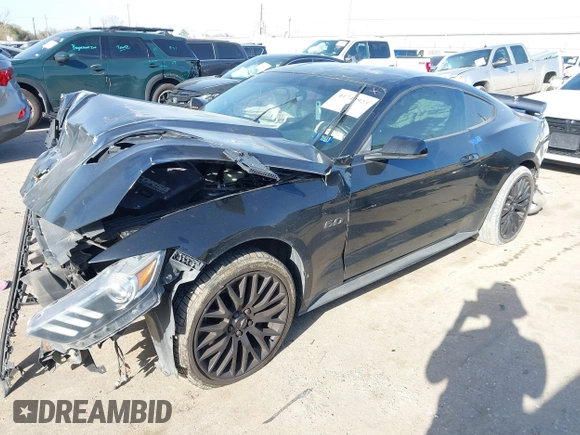 2016 Ford Mustang GT z VIN 1FA6P8CF7G5245952, wystawiony jako IAAI lot #41744923 z przebiegiem 105 541 mil mil oraz . Historia ofert i sprzedaży dostępna na DreamBid. Obrazek 2.