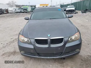 2006 BMW 3 Series 325i with VIN WBAVB13596PT23263, listed as a IAAI auction lot 42021124 with 84,694 mi miles. Bid and sale history available at carsss.com. Image 6.