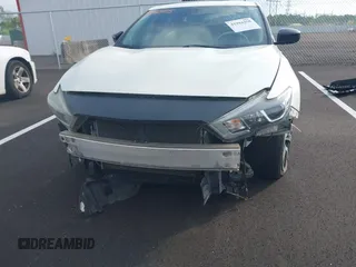 2017 Nissan Maxima SV z VIN 1N4AA6AP8HC365378, wystawiony jako IAAI lot #41984258 z przebiegiem 159 267 mil mil oraz . Historia ofert i sprzedaży dostępna na DreamBid. Obrazek 12.