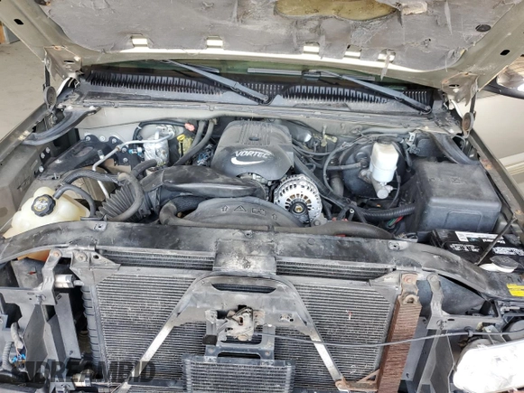 2002 Chevrolet Silverado 1500 LS with VIN 1GCEK19T82E298046, listed as a Copart auction lot 52758135 with 179,594 mi miles and Salvage Title. Bid and sale history available at DreamBid. Image 11.