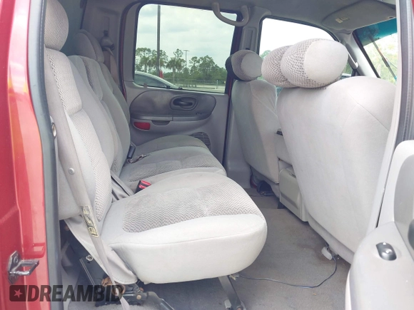 2002 Ford F-150 XLT with VIN 1FTRW07L62KC34432, listed as a IAAI auction lot 41816271 with 263,813 mi miles and . Bid and sale history available at DreamBid. Image 8.