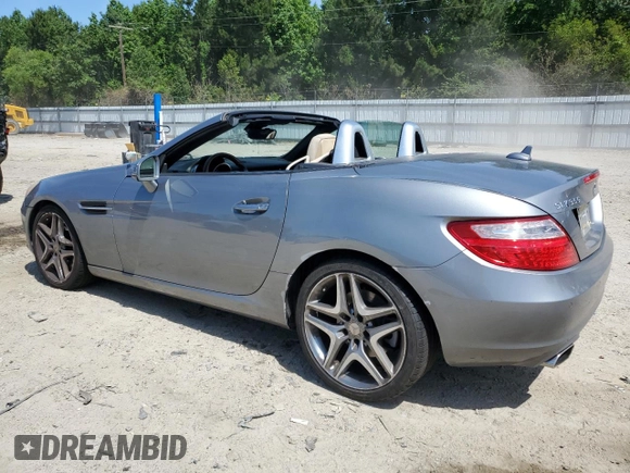 2012 Mercedes-Benz SLK 350 с VIN WDDPK5HA2CF028537, выставлен на аукционе Copart как лот 57309275 с пробегом 88 214 миль миль и Списание • Salvage title. История ставок и продаж доступна на DreamBid. Изображение 2.