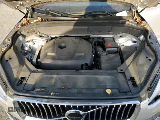2020 Volvo XC90 Momentum with VIN YV4102CK5L1621422, listed as a Copart auction lot 49204565 with 29,860 mi miles and Salvage Title. Bid and sale history available at carsss.com. Image 11.
