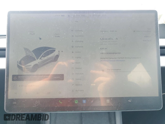 2025 Tesla Model 3 Long Range z VIN 5YJ3E1EBXSF942561, wystawiony jako Copart lot #52961935 z przebiegiem 5 911 mil mil oraz Szkoda całkowita • Salvage title. Historia ofert i sprzedaży dostępna na DreamBid. Obrazek 9.