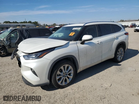 2021 Toyota Highlander Hybrid Limited с VIN 5TDYARAH3MS006077, выставлен на аукционе Copart как лот 43145585 с пробегом 121 815 миль миль и Списание • Salvage title. История ставок и продаж доступна на DreamBid. Изображение 1.