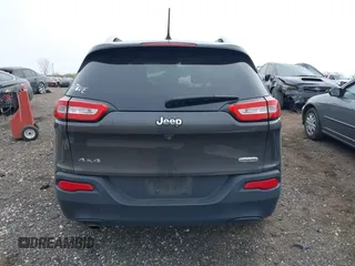 2016 Jeep Cherokee Latitude with VIN 1C4PJMCB2GW228234, listed as a IAAI auction lot 41995470 with 146,517 mi miles and . Bid and sale history available at carsss.com. Image 16.