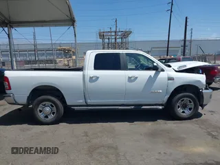 2019 Ram 2500 Big Horn with VIN 3C6UR5DJ4KG519811, listed as a IAAI auction lot 42643850 with 255,461 mi miles and . Bid and sale history available at DreamBid. Image 14.
