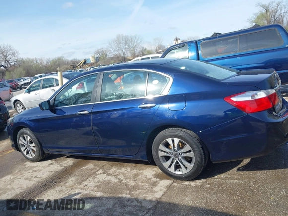 2015 Honda Accord LX with VIN 1HGCR2F31FA215827, listed as a IAAI auction lot 41908987 with 123,113 mi miles and . Bid and sale history available at carsss.com. Image 14.