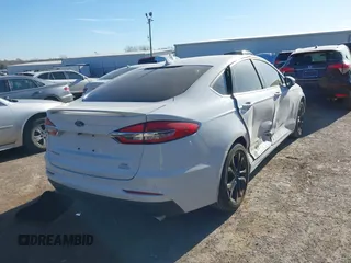 2020 Ford Fusion SE with VIN 3FA6P0HD2LR230033, listed as a IAAI auction lot 41815896 with 78,627 mi miles. Bid and sale history available at carsss.com. Image 4.