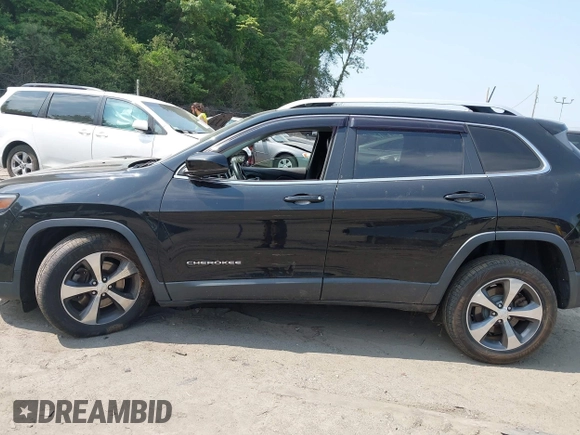2020 Jeep Cherokee Limited with VIN 1C4PJMDX7LD522471, listed as a IAAI auction lot 42468793 with 62,226 mi miles and . Bid and sale history available at DreamBid. Image 15.