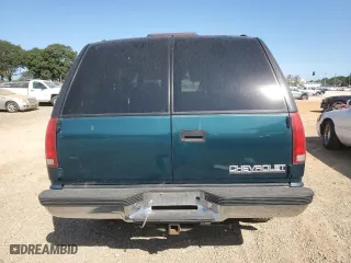 1998 Chevrolet Tahoe with VIN 1GNEK13R2WJ347601, listed as a Copart auction lot 75742084 with 202,287 mi miles and Salvage Title. Bid and sale history available at carsss.com. Image 6.