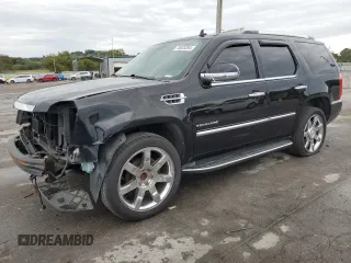 2010 Cadillac Escalade Luxury z VIN 1GYUCBEF5AR285951, wystawiony jako Copart lot #70633384 z przebiegiem 161 372 mil mil oraz Szkoda całkowita • Salvage title. Historia ofert i sprzedaży dostępna na DreamBid. Obrazek 1.