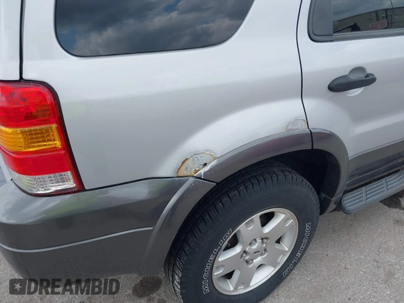 2006 Ford Escape XLT с VIN 1FMYU03176KC04783, выставлен на аукционе IAAI как лот 42464989 с пробегом 145 348 миль миль и . История ставок и продаж доступна на DreamBid. Изображение 6.