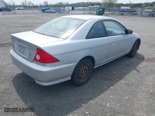 2005 Honda Civic LX with VIN 1HGEM21555L070407, listed as a IAAI auction lot 41997054 with 194,993 mi miles. Bid and sale history available at carsss.com. Image 4.