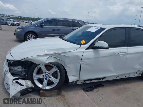 2013 BMW 3 Series 320i with VIN WBA3B1C50DK129576, listed as a IAAI auction lot 42393038 with 160,370 mi miles and . Bid and sale history available at DreamBid. Image 6.
