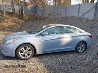 2013 Hyundai Sonata Limited with VIN 5NPEC4ACXDH516663, listed as a IAAI auction lot 41768649 with 57,983 mi miles and . Bid and sale history available at carsss.com. Image 14.