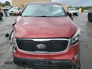 2016 Kia Sorento EX with VIN 5XYPH4A17GG028369, listed as a Copart auction lot 52107365 with 216,039 mi miles and Salvage title. Bid and sale history available at DreamBid. Image 5.