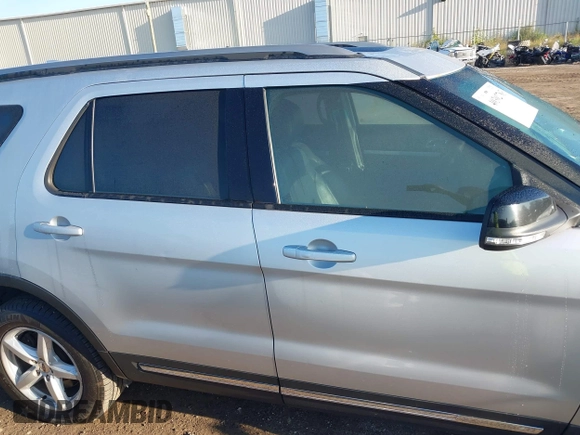 2016 Ford Explorer XLT with VIN 1FM5K8DH2GGC55289, listed as a IAAI auction lot 40302783 with 213,433 mi miles and . Bid and sale history available at DreamBid. Image 13.