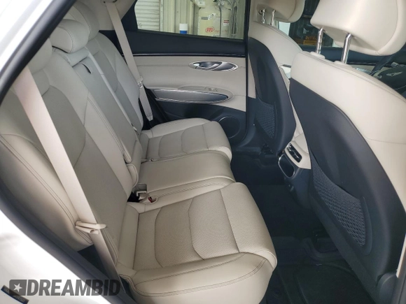 2025 Genesis GV70 2.5T with VIN 5NMMADTBXSH035022, listed as a Copart auction lot 51664685 with 1,015 mi miles and Salvage title. Bid and sale history available at DreamBid. Image 11.