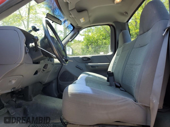 2003 Ford F-150 XL с VIN 2FTRF17223CA42976, выставлен на аукционе Copart как лот 56599855 с пробегом 79 381 миль миль и Чистый • Clean title. История ставок и продаж доступна на DreamBid. Изображение 7.