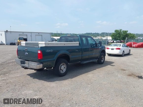 2010 Ford F-250 XL z VIN 1FTSX2B55AEB34547, wystawiony jako IAAI lot #42579306 z przebiegiem 125 938 mil mil oraz . Historia ofert i sprzedaży dostępna na DreamBid. Obrazek 4.
