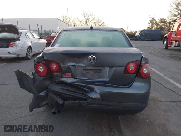 2009 Volkswagen Jetta SE с VIN 3VWRZ71K29M065039, выставлен на аукционе IAAI как лот 41767525 с пробегом 176 443 миль миль и . История ставок и продаж доступна на DreamBid. Изображение 16.