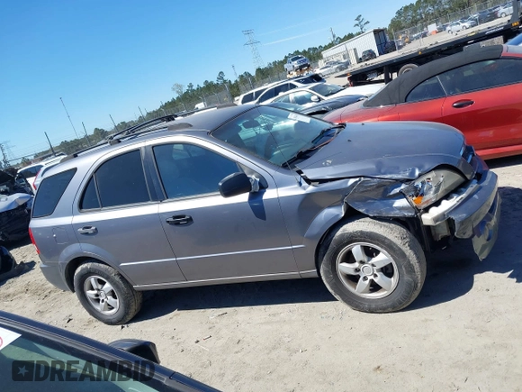 2006 Kia Sorento LX with VIN KNDJD733965596468, listed as a IAAI auction lot 41854438 with 205,028 mi miles and . Bid and sale history available at DreamBid. Image 12.