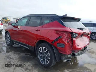 2024 Chevrolet Blazer RS z VIN 3GNKBERS5RS184241, wystawiony jako IAAI lot #41408120 z przebiegiem 11 857 mil mil oraz . Historia ofert i sprzedaży dostępna na DreamBid. Obrazek 3.