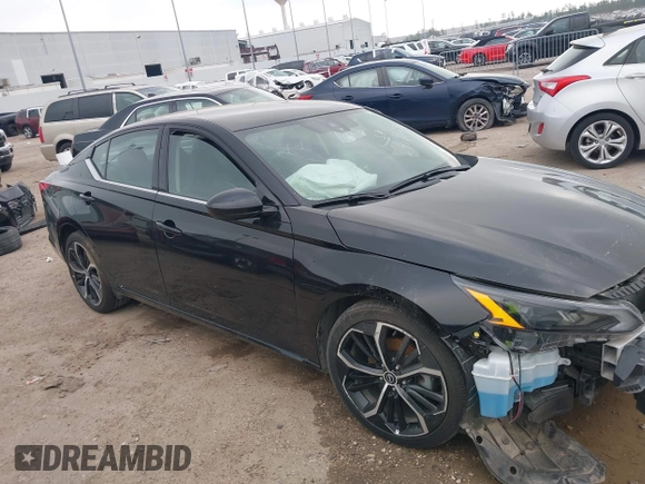 2024 Nissan Altima SR z VIN 1N4BL4CVXRN432003, wystawiony jako IAAI lot #41916171 z przebiegiem 14 729 mil mil oraz . Historia ofert i sprzedaży dostępna na DreamBid. Obrazek 14.