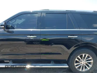 2018 Ford Expedition Limited z VIN 1FMJU1KT3JEA11421, wystawiony jako IAAI lot #42341708 z przebiegiem 116 362 mil mil oraz . Historia ofert i sprzedaży dostępna na DreamBid. Obrazek 15.
