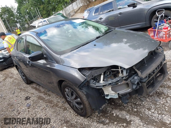 2012 Ford Focus SE with VIN 1FAHP3F29CL310052, listed as a IAAI auction lot 42671578 with 220,537 mi miles and . Bid and sale history available at DreamBid. Image 1.